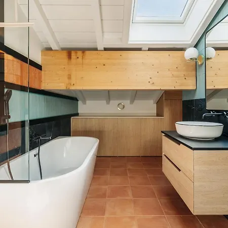 Horizonte With Heated Pool & Jacuzzi Wellness In Vila *