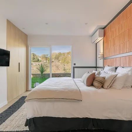Horizonte Con Piscina Climatizada Y Jacuzzi Bienestar En Villa Biarriz