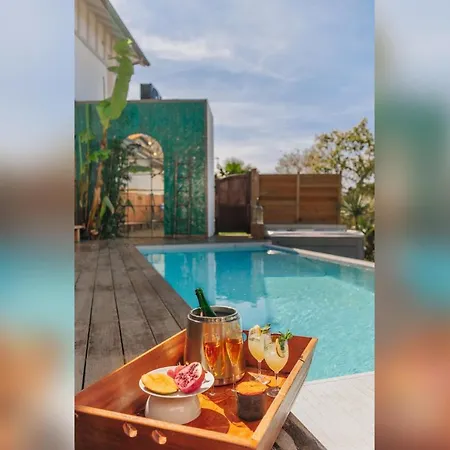 Horizonte Con Piscina Climatizada Y Jacuzzi Bienestar En *